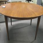 552 2343 DINING TABLE